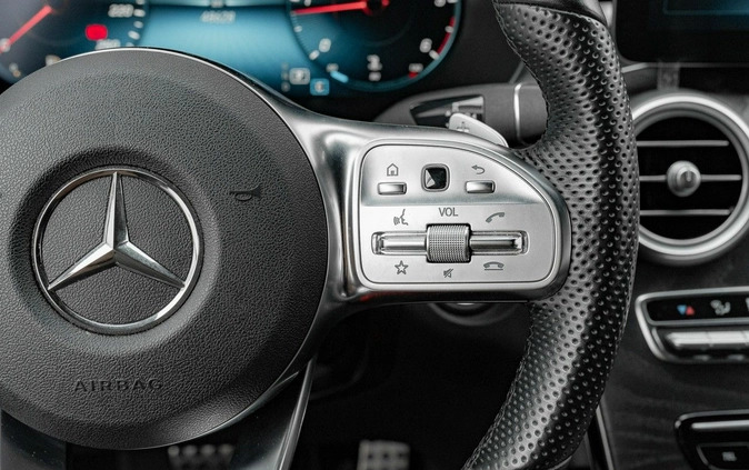 Mercedes-Benz GLC cena 213850 przebieg: 48628, rok produkcji 2021 z Piastów małe 781